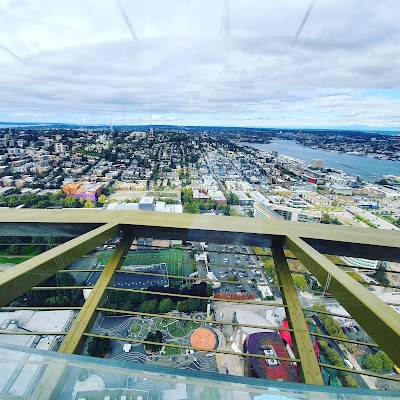 Space Needle photo 4
