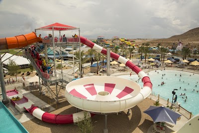 Cowabunga Canyon Waterpark photo 3