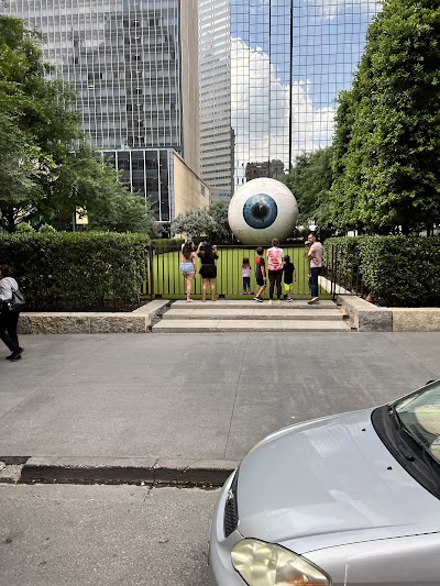 Giant Eyeball photo 3