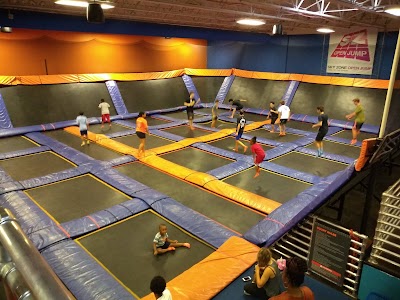 Sky Zone Highland Heights photo 2