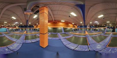 Sky Zone Highland Heights photo 5