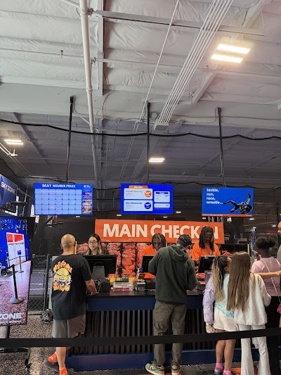 Sky Zone Trampoline Park photo 3