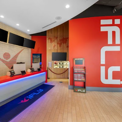 iFLY Indoor Skydiving - Chicago Lincoln Park photo 5