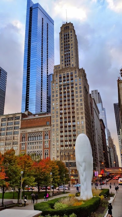 Cloud Gate photo 3
