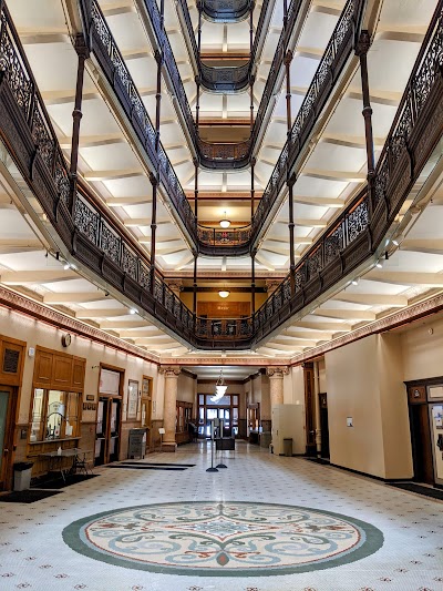 Milwaukee City Hall photo 3