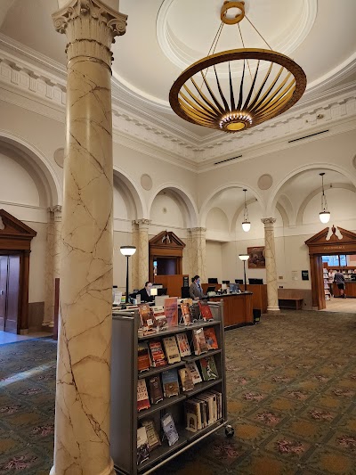 Multnomah County Central Library photo 2