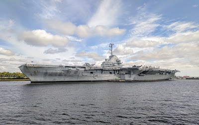 USS Yorktown CV-10 photo 2