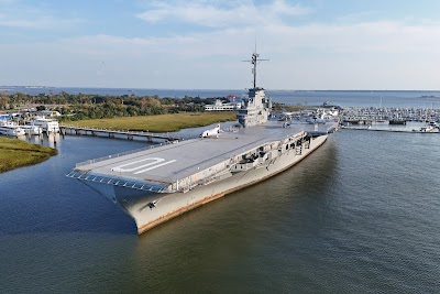 USS Yorktown CV-10 photo 3