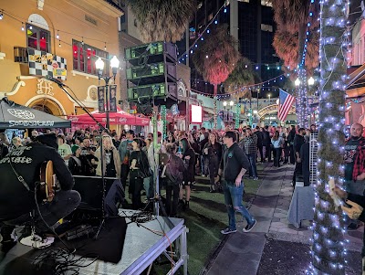 Wall Street Plaza photo 5