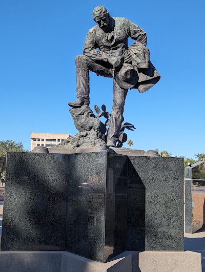 Wesley Bolin Memorial Plaza photo 3