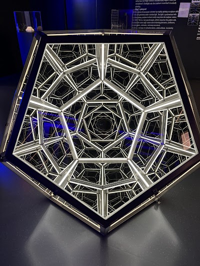 Museum of Illusions - St. Louis photo 2