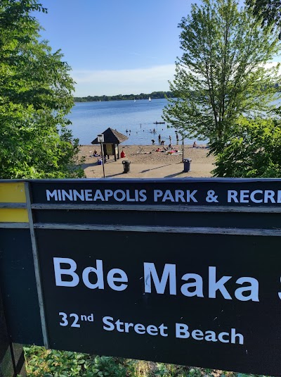 Bde Maka Ska photo 2