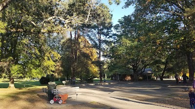 View Ridge Playfield Wading Pool photo 4
