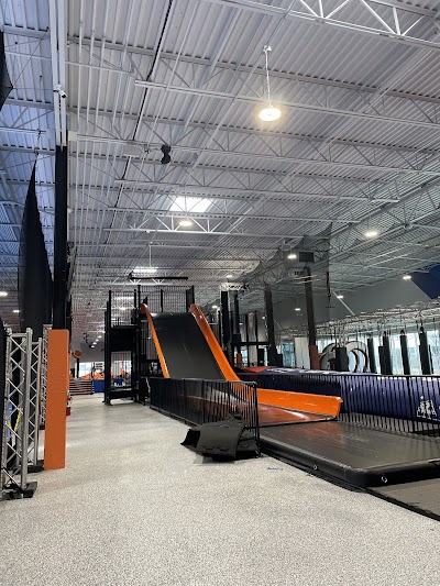 Sky Zone Gambrills photo 3