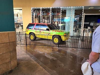 Neonopolis photo 4