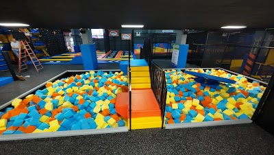 Urban Zone Trampoline & Adventure Park photo 3