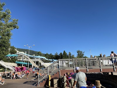 Lagoon-A-Beach photo 2