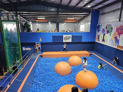 Flyers Jump & Fun Zona Río photo 4