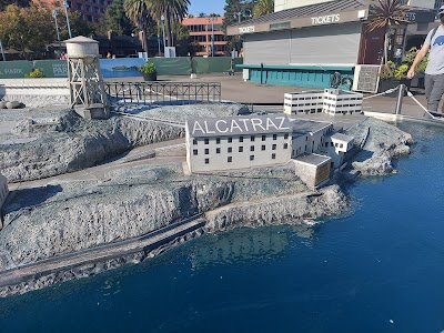 Pier 33 photo 3