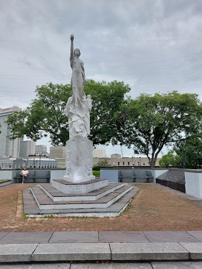 Goldring Woldenberg Riverfront Park photo 4