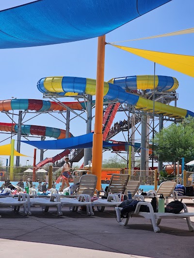Hurricane Harbor Phoenix photo 2