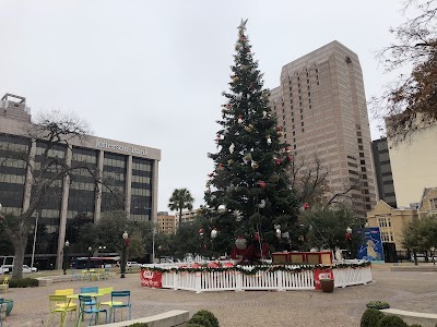 Travis Park photo 4