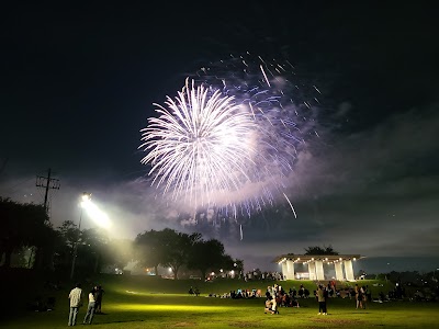 Eleanor Tinsley Park photo 5