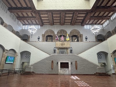 Honolulu City Hall photo 5