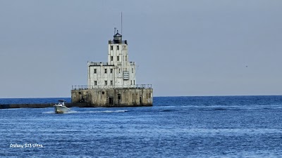 Milwaukee Pierhead Lighthouse photo 2