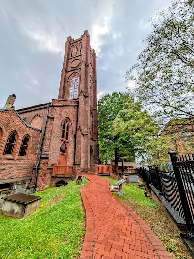 Edgar Allan Poe's Grave photo 5