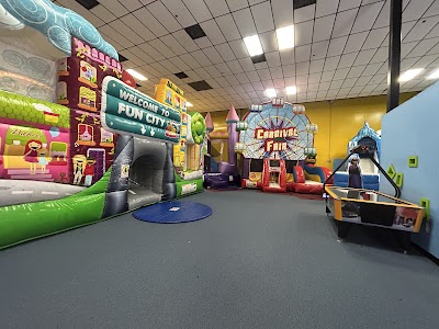 Inflatable Wonderland photo 3