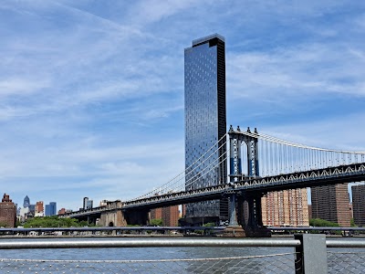 DUMBO Manhattan Bridge View photo 2