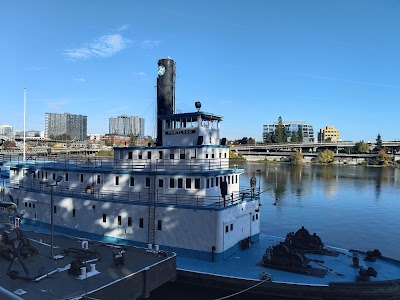 Tom McCall Waterfront Park photo 2