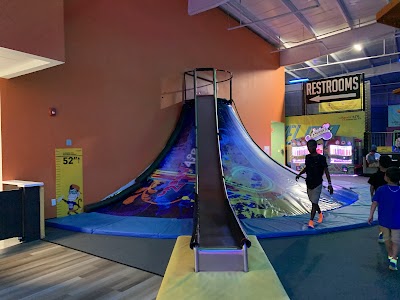 Urban Air Trampoline and Adventure Park photo 4