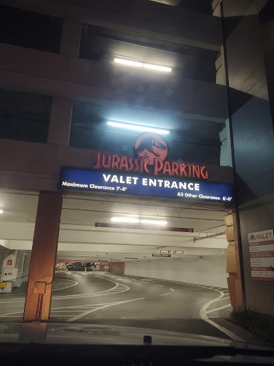 USH Gate 7 photo 2