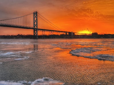 Riverside Park photo 2
