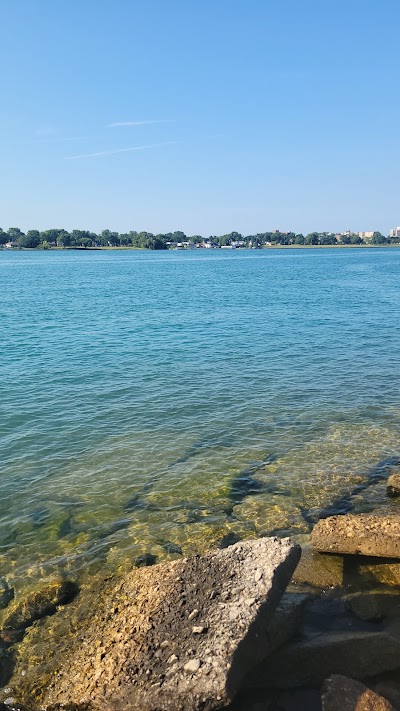 Riverside Park photo 4