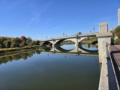 Scioto Mile Fountain photo 5