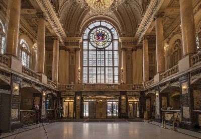 The Chicago Theatre photo 4