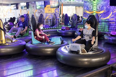 Flip N' Fun Trampoline Park photo 3