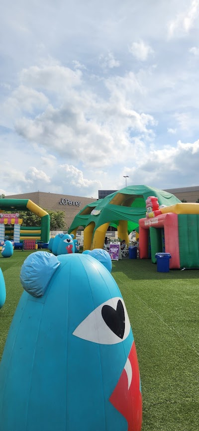 FUNBOX Charlotte at Carolina Place photo 4