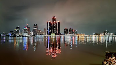 Windsor Riverfront photo 2