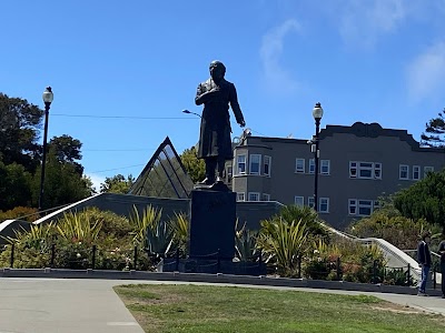 Mission Dolores Park photo 5