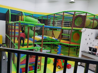 iRise Trampoline & Fun Park photo 5
