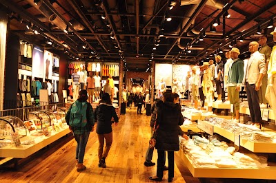 Faneuil Hall Marketplace photo 4