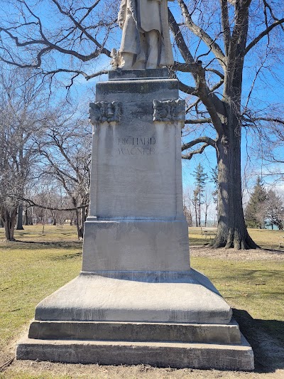 Edgewater Park photo 3