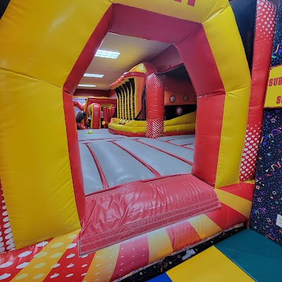 Laser Bounce - Family Fun Center | Queens photo 5