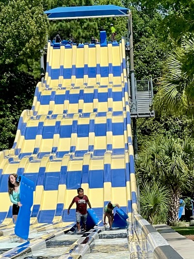 Whirlin' Waters Adventure Waterpark photo 5