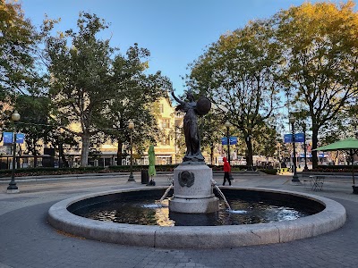 Grand Circus Park photo 2