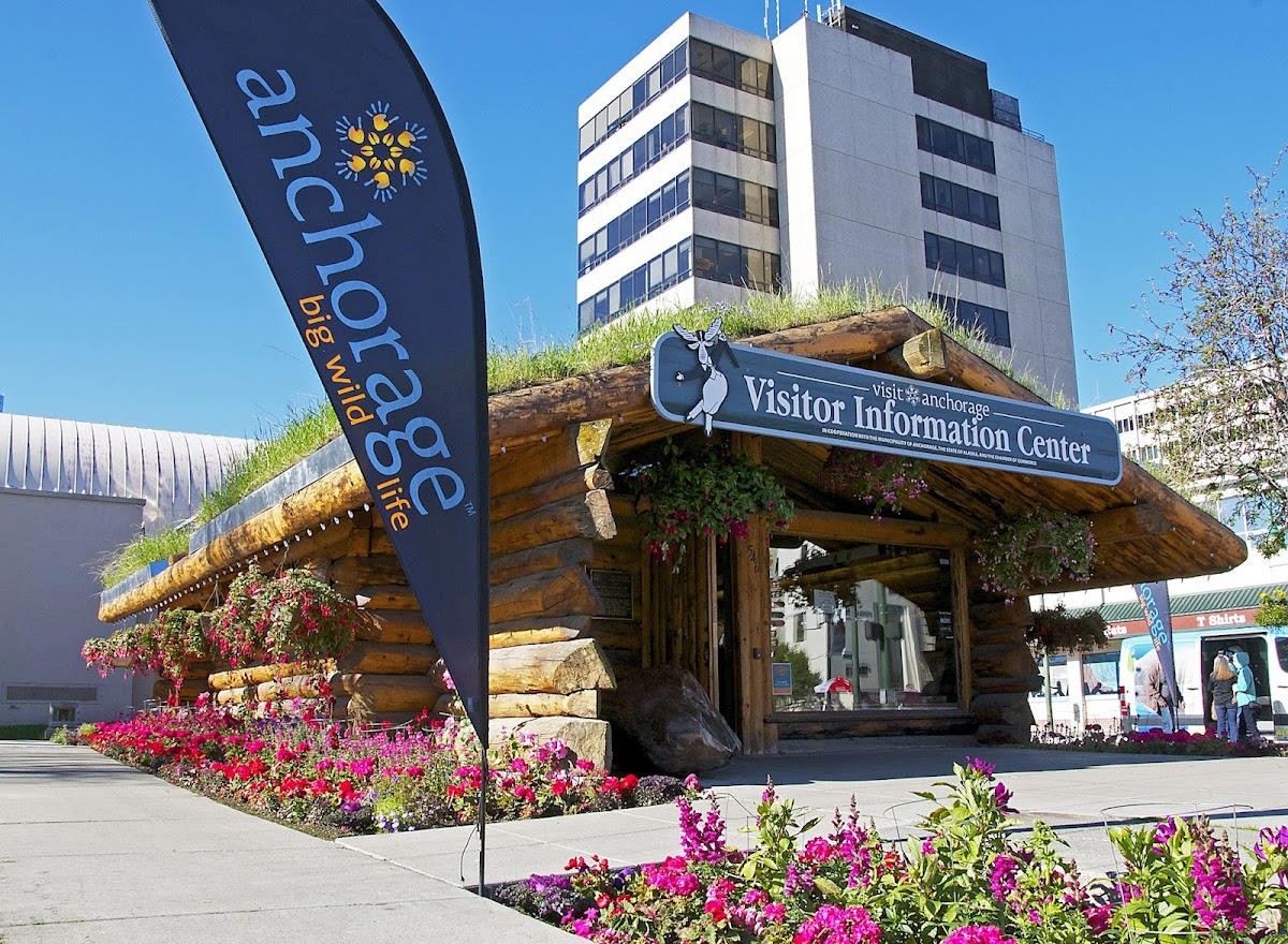 Visit Anchorage Log Cabin Visitor Information Center